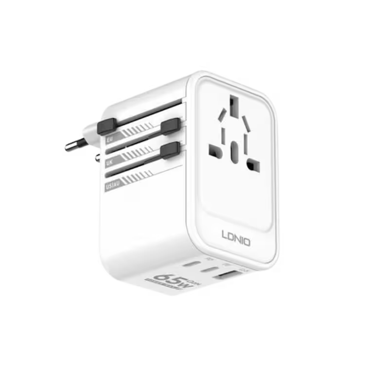 product-0-1717.png LDNIO Z6 3USB Ports 65W GaN Travel Adapter - Image 1